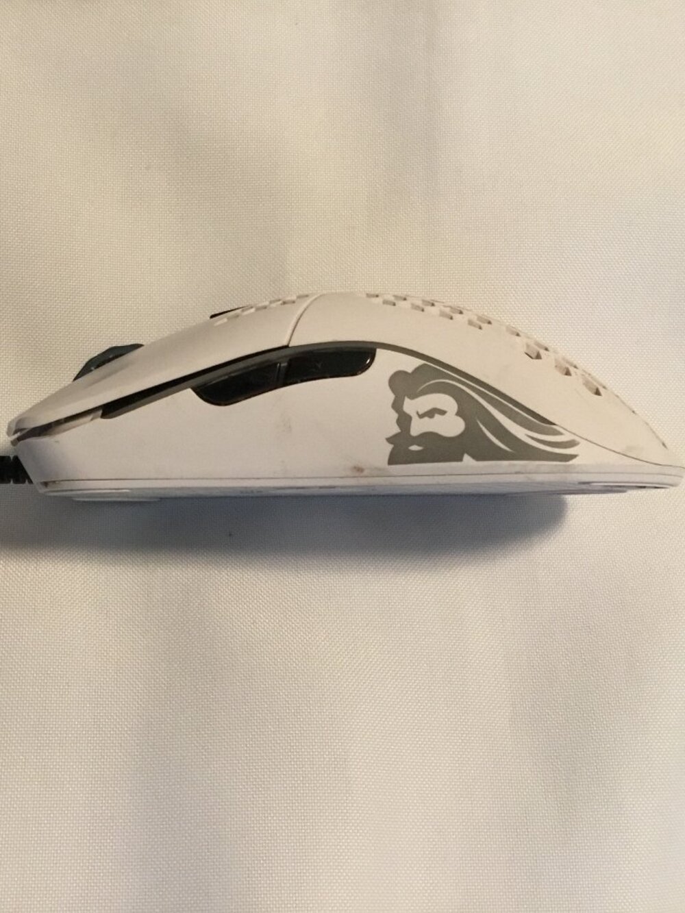 Glorious Model O2 Wired Gaming Mouse - Matte White See Video!
